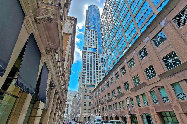 1413 - 88 Scott Street