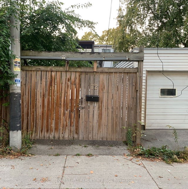 72 Poulett Street