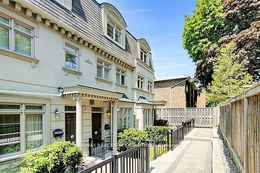 30 Mallingham Crt, Toronto, M2N 0C7 | Image 2