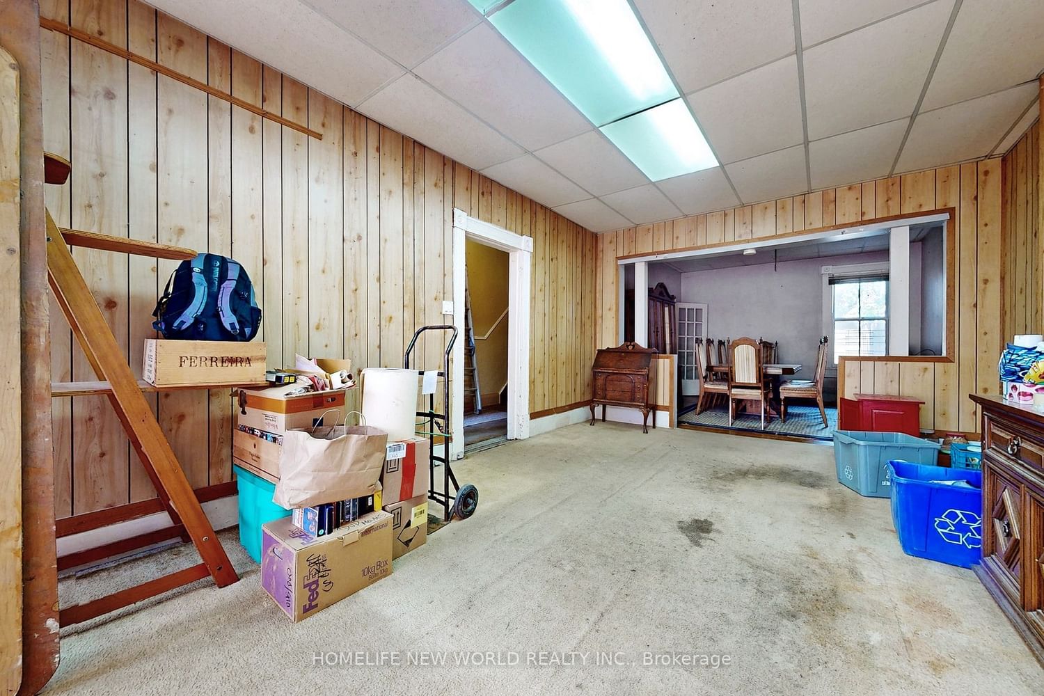Listing Image 3