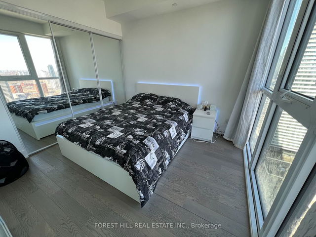 3509 - 7 Grenville Street