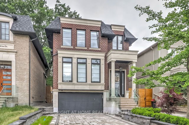 102 Parklea Drive
