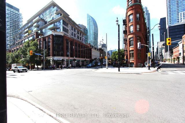 401 - 55 Front Street
