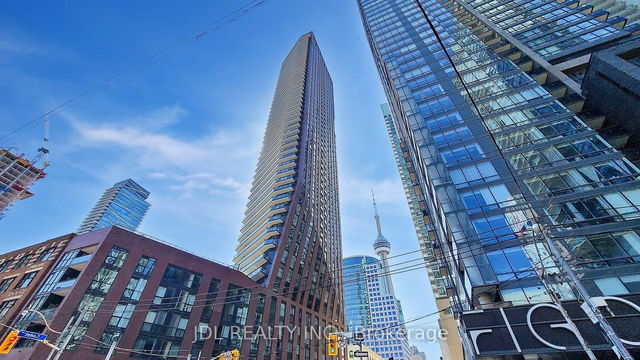 2005 - 99 John Street