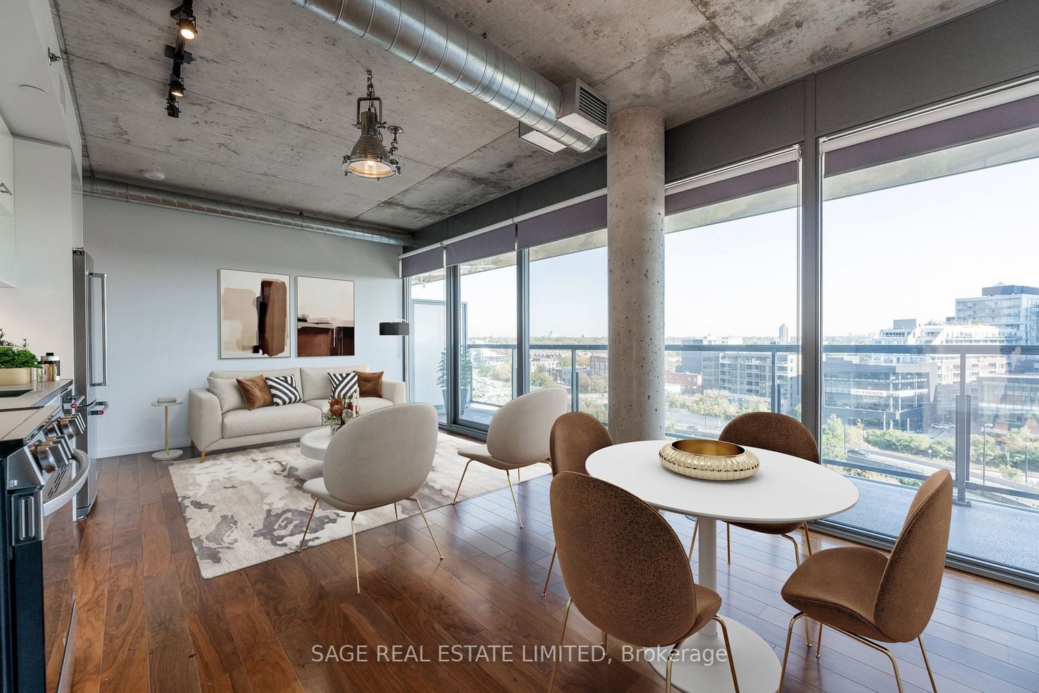 Listing Image 3
