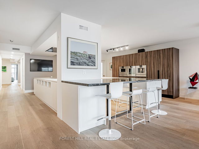 902 - 159 Frederick Street