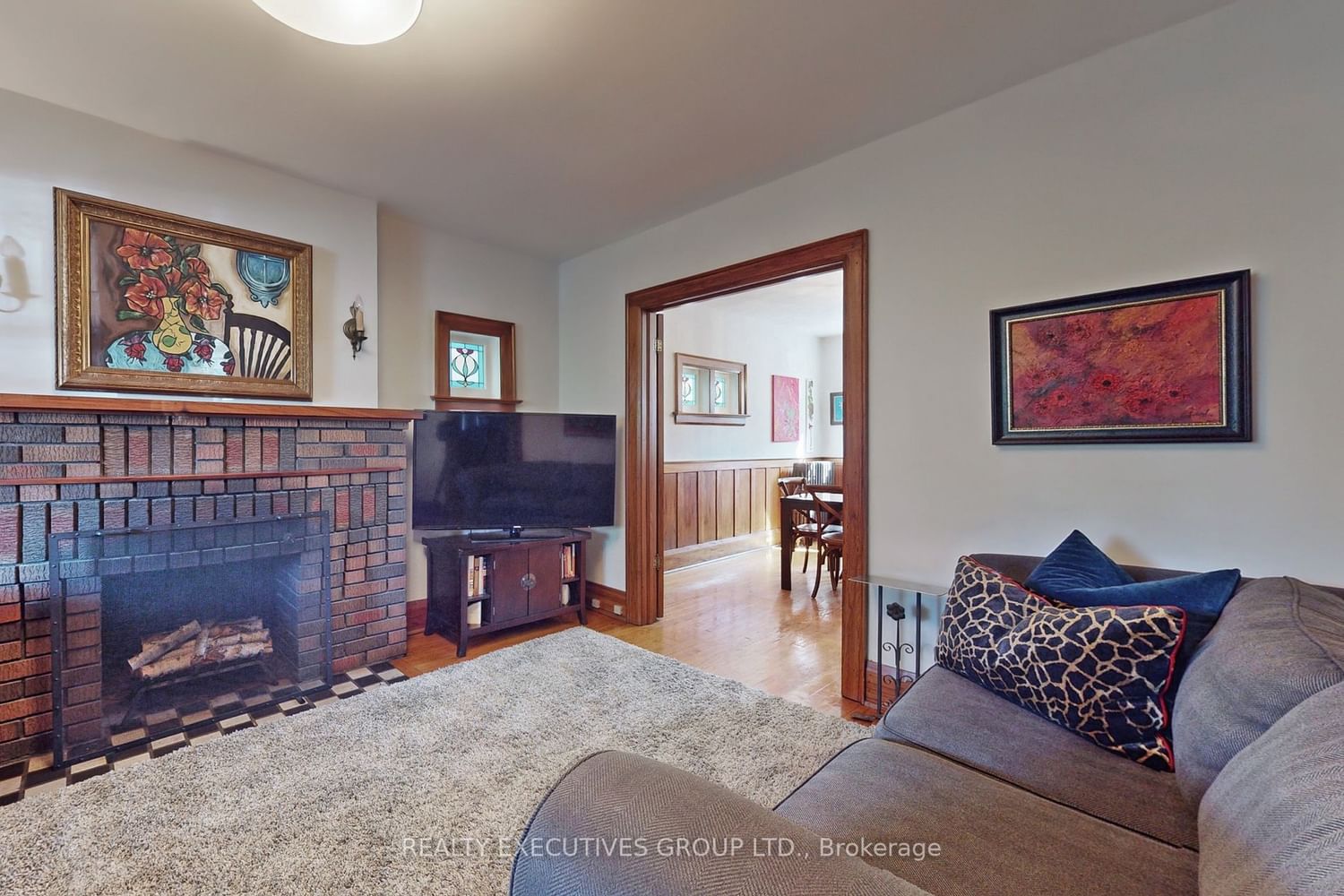 Listing Image 7