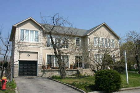 18 Mullet Rd, Toronto, M2M2A6 | Image 2
