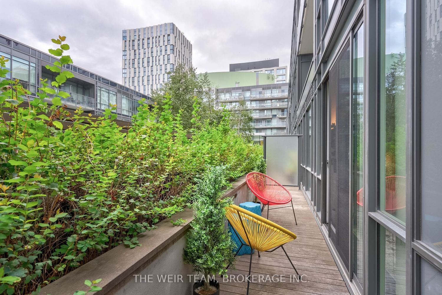 Listing Image 6