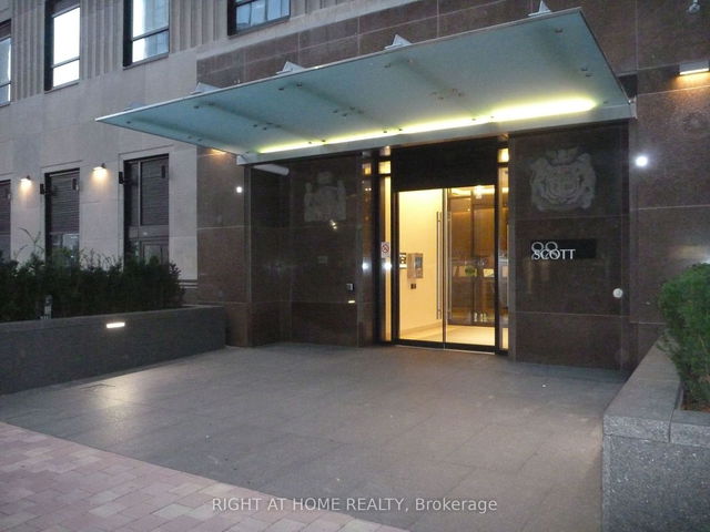 1506 - 88 Scott Street