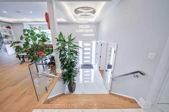 360 Ellerslie Avenue