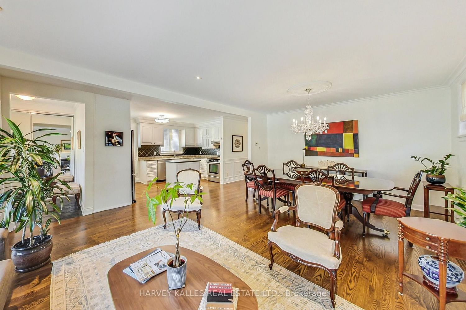 Listing Image 6