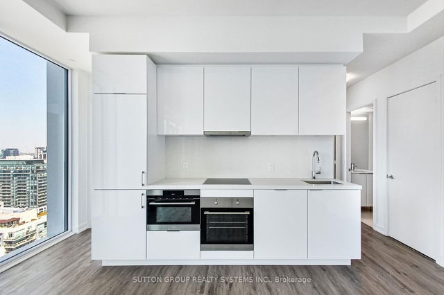 2502 - 158 Front Street