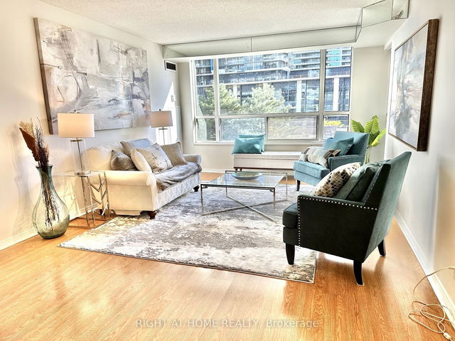 304 - 100 Upper Madison Avenue
