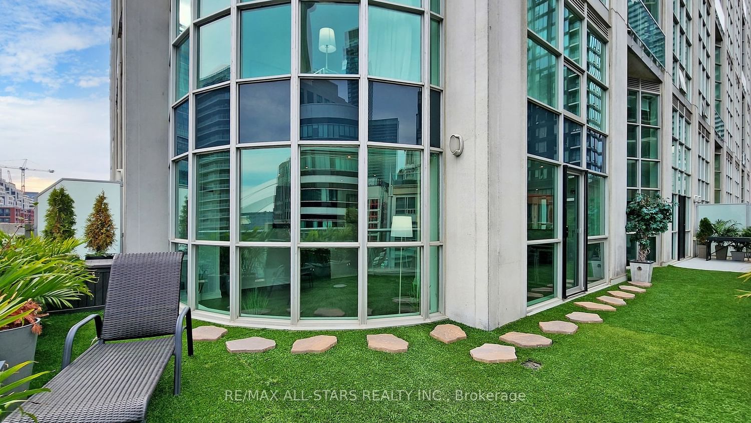 Listing Image 22