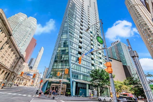 2302 - 8 The Esplanade Avenue