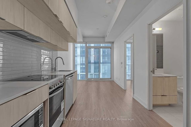2915 - 181 Dundas Street