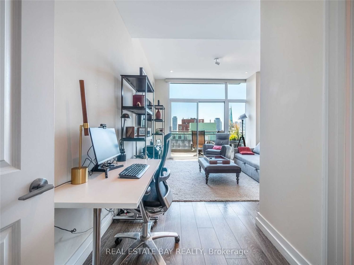 Listing Image 20