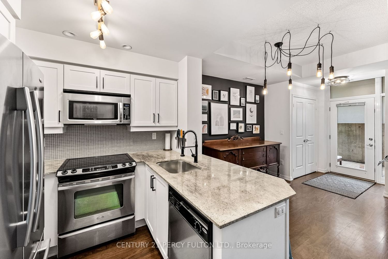 Listing Image 13
