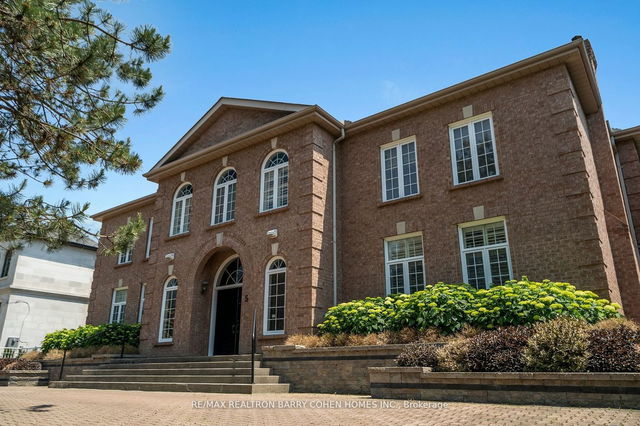 5 Sandfield Road