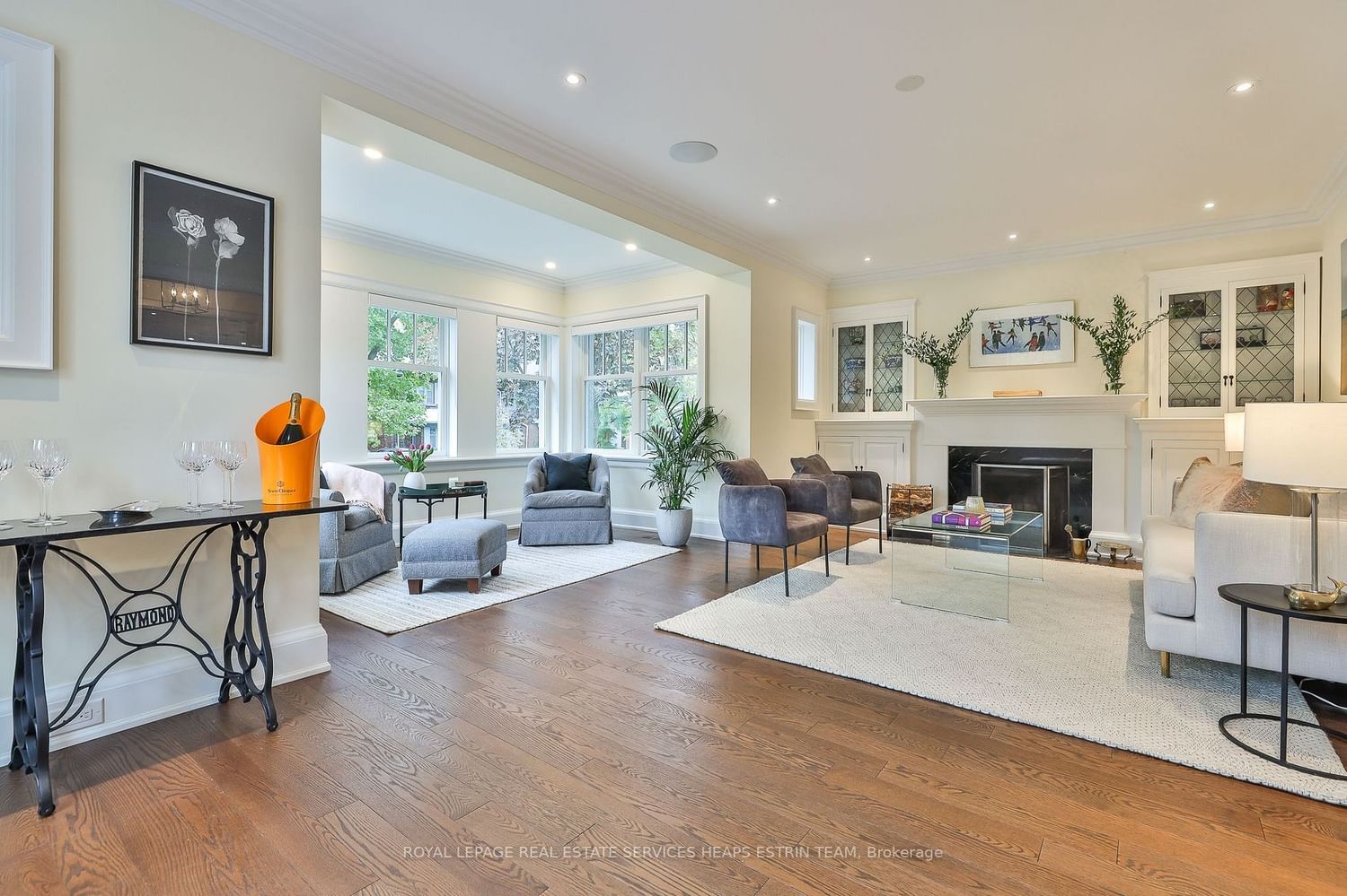 Listing Image 5
