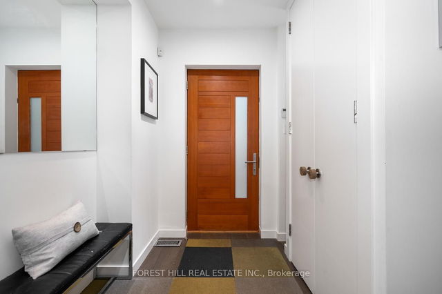 82 Borden Street