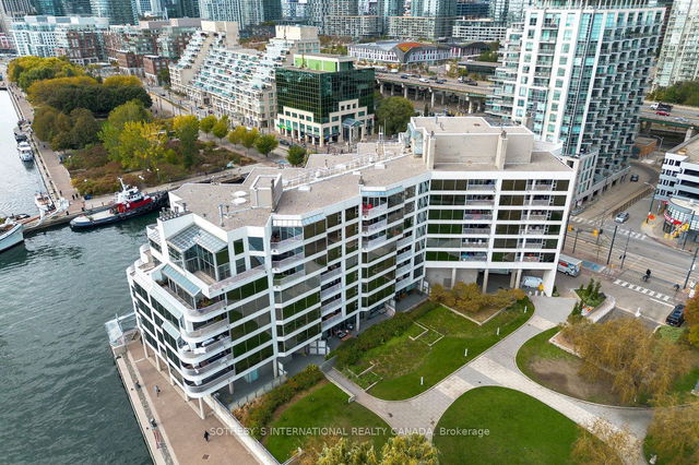 512 - 401 Queens Quay
