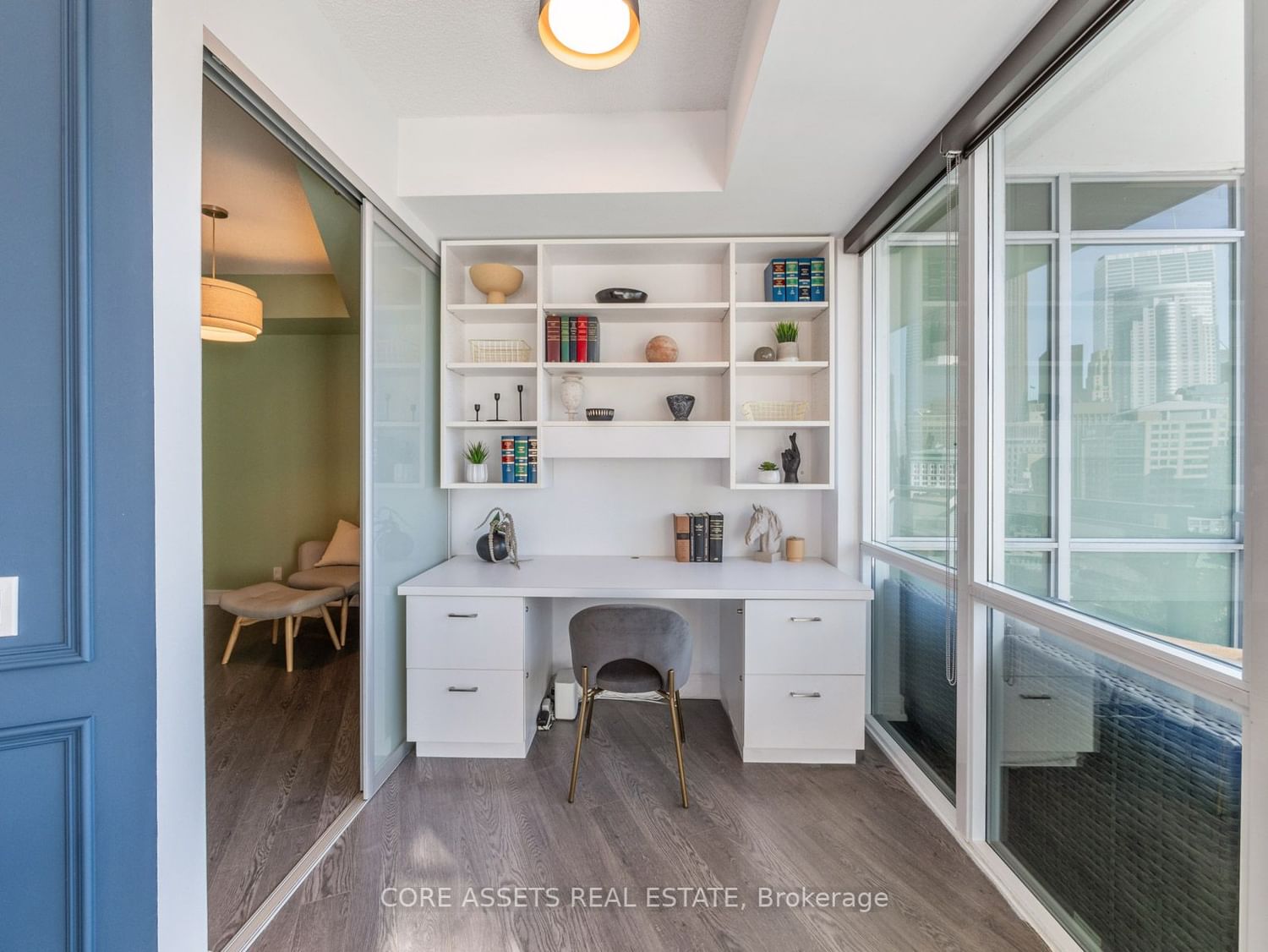 Listing Image 9