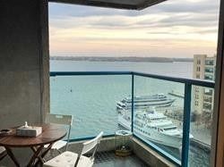 1211 - 99 Harbour Square