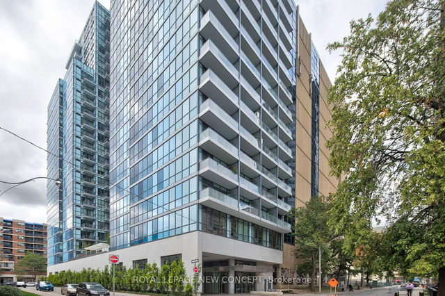 2407 - 210 Simcoe Street
