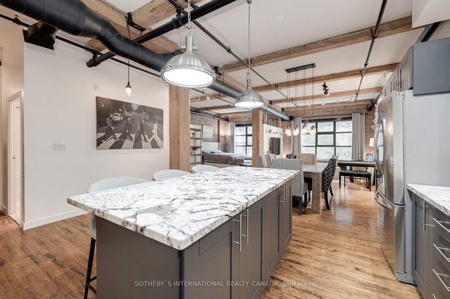 302 - 90 Sherbourne Street