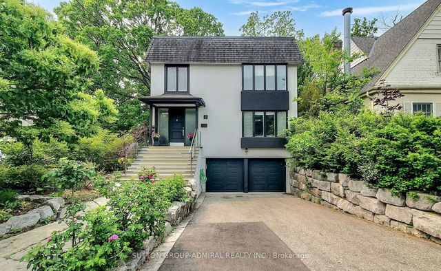 7 Douglas Crescent