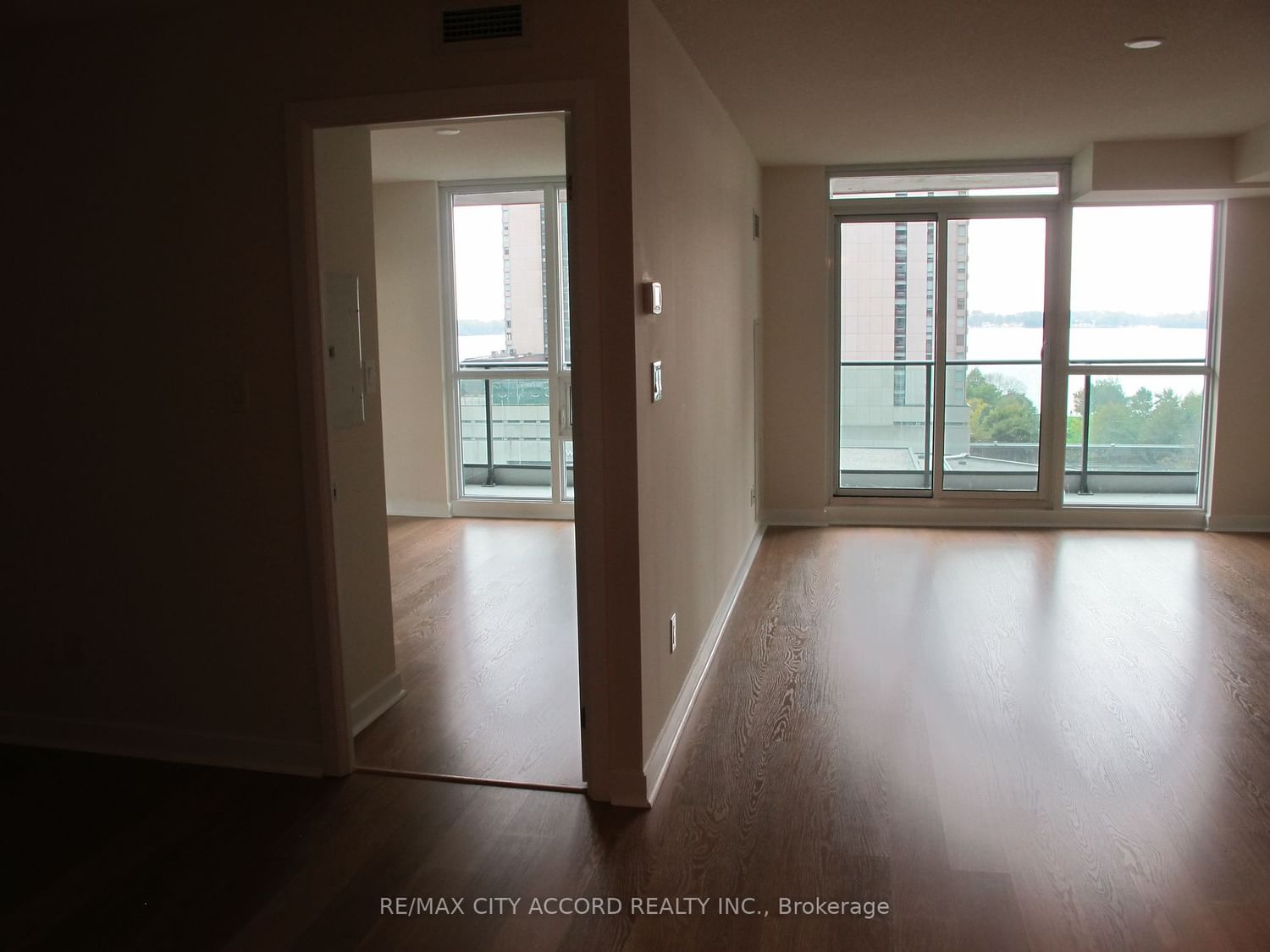 Condo leased at 1110-33 Bay Street, Toronto, Bay Street Corridor, M5J 2Z3 - MLS: C7235752