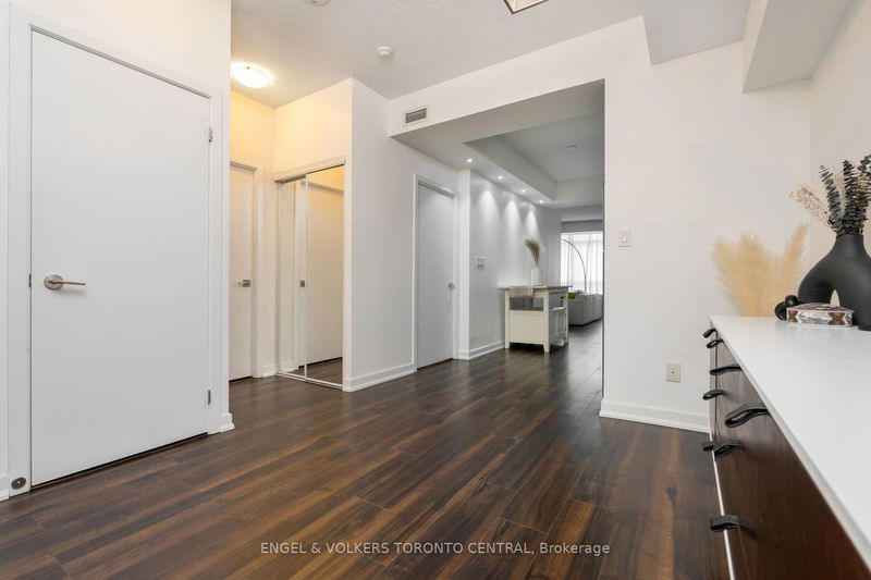 Room2
