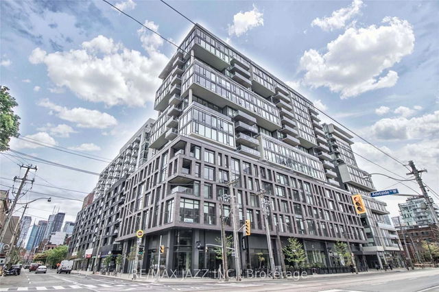 1503 - 111 Bathurst Street