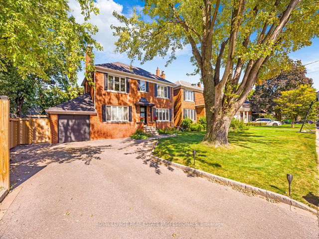 24 Armour Boulevard