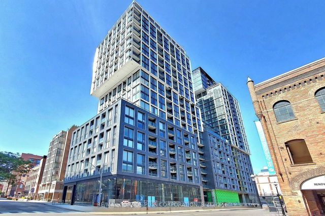 1224 - 158 Front Street