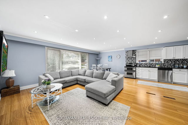 14 Dewlane Drive
