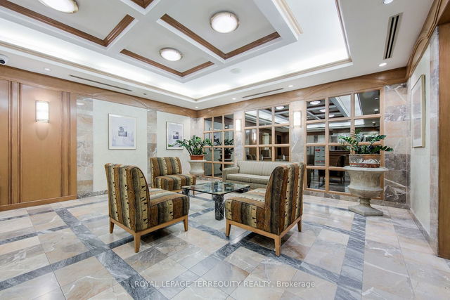 2101 - 25 Grenville Street