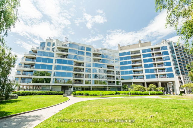 301 - 401 Queens Quay