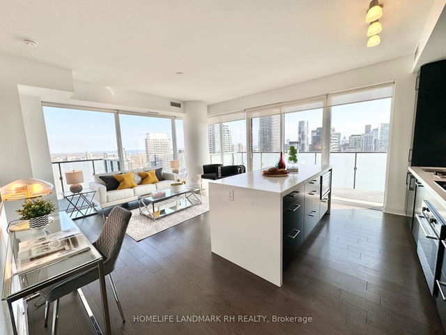4002 - 1080 Bay Street