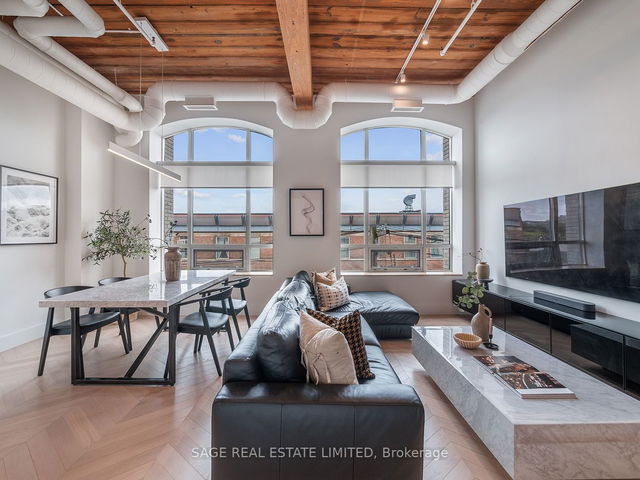 317 - 993 Queen Street