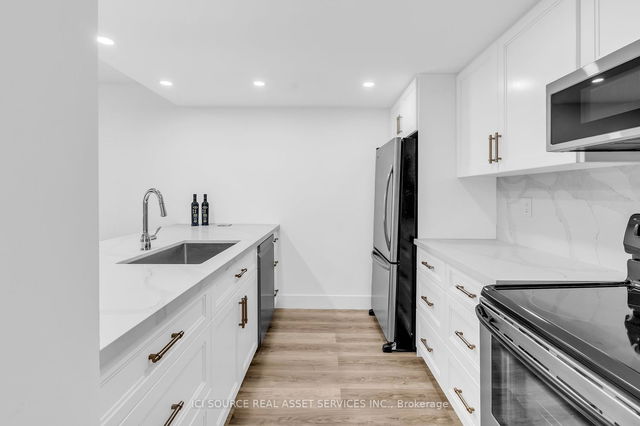 508 - 225 Davenport Road