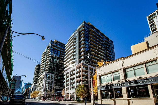 PH106 - 460 Adelaide Street
