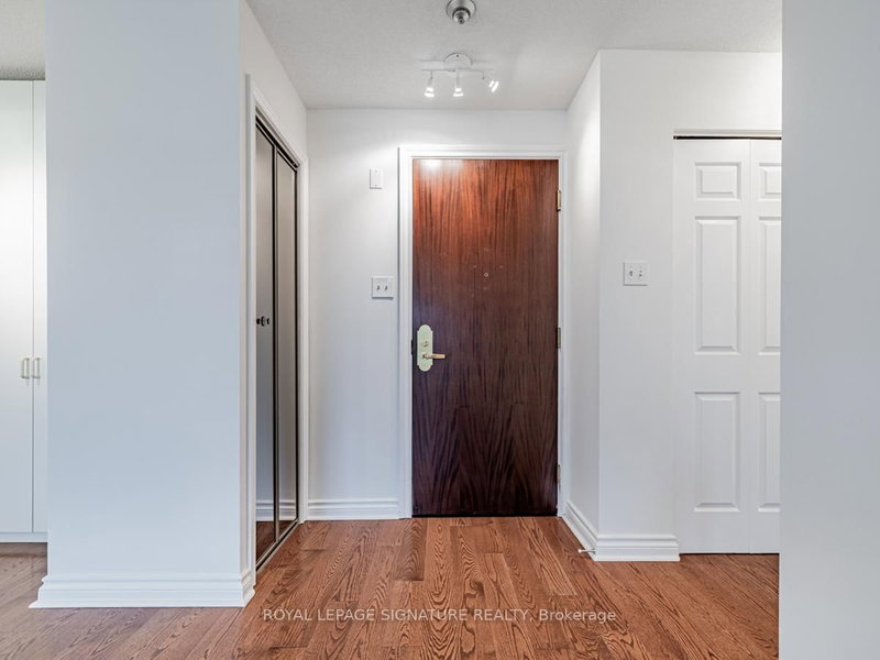 522 - 1210 Don Mills Rd, Toronto, M3B 3N9 | Image 3