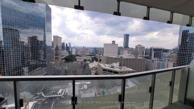 2511 - 197 Yonge Street