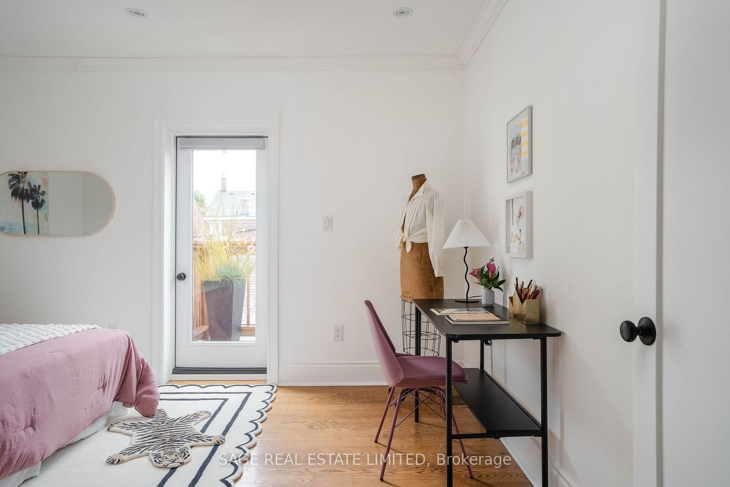 Listing Image 22
