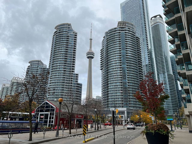 2902 - 77 Harbour Square
