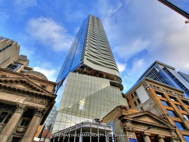 5408 - 197 Yonge Street
