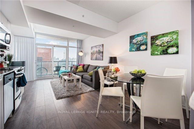 1620E - 36 Lisgar Street